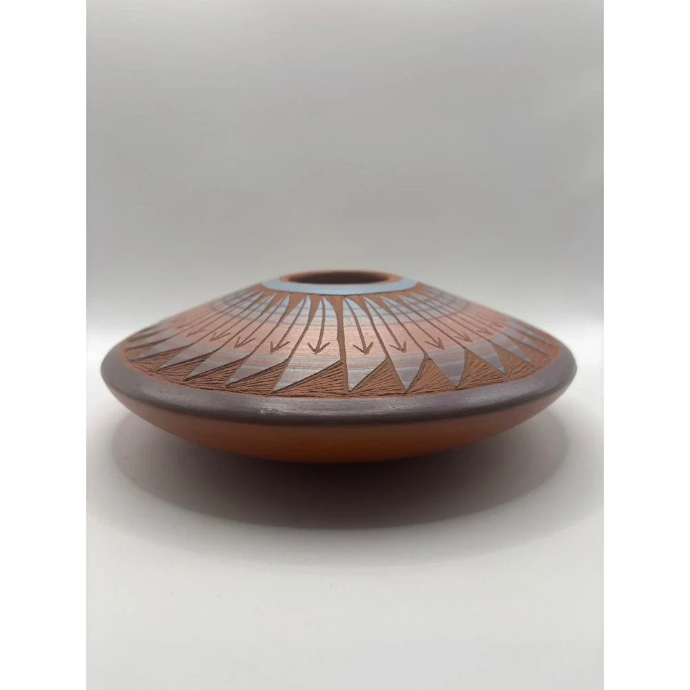T Phillips Navajo Seed Pot Native American Etched Red Clay Pottery Signed
